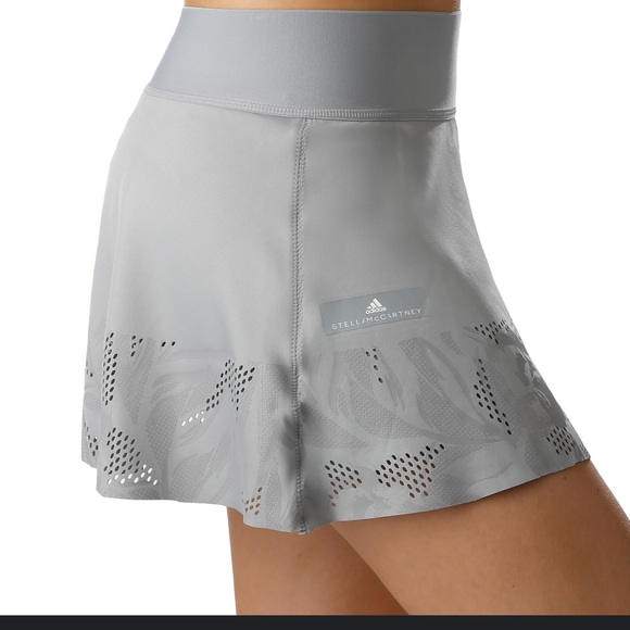 Adidas Stella Mc Cartney Gray Flower Print Tennis Skirt size Small - Picture 1 of 8